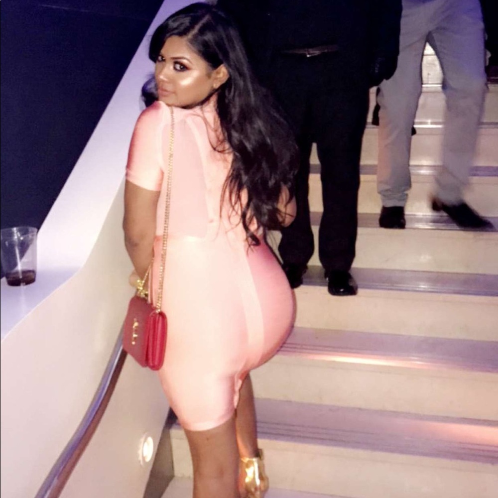 Peach 🍑 bandage dress